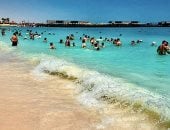 شواطئ الساحل الشمالي ومطروح تواصل استقبال عشاقها.. موسم الصيف السياحي يشهد إقبالا كبيرا وارتفاعا في نسب الإشغال الفندقي والمصيفي.. وكورنيش مرسى مطروح ملتقى الآلاف خلال المساء.. صور