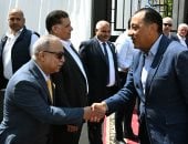 رئيس الوزراء يلتقى نواب البرلمان عن محافظة الغربية عقب وصوله