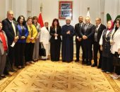 وزير الأوقاف يستقبل رئيس اتحاد المستثمرات العرب لبحث آفاق التعاون 