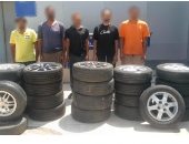 ضبط عصابة تسرق إطارات السيارات في القاهرة