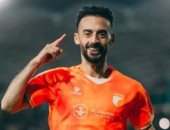 أحمد عبد القادر يعوض غياب رمضان صبحى عن بيراميدز فى الموسم الجديد