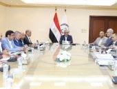 وزير الإنتاج الحربى يبحث مستجدات الإنتاج وخطط تطوير الشركات التابعة