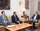 وزير الخارجية يلتقى نقيب الصحفيين ورئيس لجنة الشئون العربية غدًا