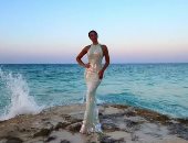 يارا السكرى تخطف الأنظار بإطلالة مستوحاة من عروس البحر