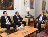 وزير الخارجية يستقبل خالد البلشي نقيب الصحفيين ورئيس لجنة الشؤون العربية محمد السيد الشاذلي.. ويشيد بالدور الوطني للصحافة المصرية.. الاتفاق على جائزة للصحافة الخارجية برعاية الوزارة