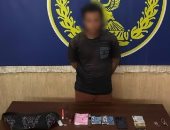ضبط المتهم بسرقة حقيبة سيدة وسقوطها أرضا بالقاهرة   