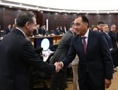 رئيس الوزراء لرؤساء البعثات الدبلوماسية: أى سفير بالخارج يعد وزيرا للاستثمار