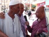 قصة بائع خصص يوما لتوزيع العصير مجانا طوال 12 سنة بكفر الشيخ.. صور