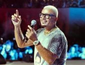 عمرو دياب يواصل السيطرة على قوائم الاستماع فى مصر بأغنيات «حبيتك»