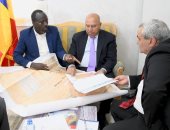 شريان جديد يربط شرق أفريقيا بغربها.. مصر تنفذ الممر اللوجستي الدولي الثامن بطول 4300 كم.. خفض زمن نقل البضائع من 3 أشهر إلى أسبوع.. وإنشاء شركة مساهمة باسم الممر العظيم لتنفيذ المشروع