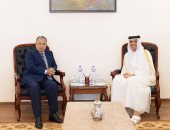 نبيل فهمى يبحث مع رئيس الوزراء القطرى تطورات المنطقة وتعزيز التنسيق العربى