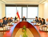 حسين عيسى يبحث مع مجموعة صينية إقامة مجمع صناعى متكامل باقتصادية قناة السويس