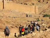 سانت كاترين تستقبل 481 زائرا من جنسيات مختلفة وسط انتعاش السياحة الدينية والبيئية