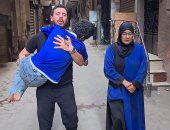 يا ناس دول ولادى.. الأم مريضة لكن شايلة 3 جبال على ضهرها مع "فتحى شو"