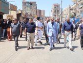 محافظ سوهاج يقود حملة مكبرة لضبط الأسواق ورفع الإشغالات بشوارع البلينا
