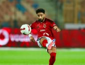 كل ما تريد معرفته عن موقف لاعبي الأهلي من التجديد.. 6 عقود انتهت و3 على الطريق