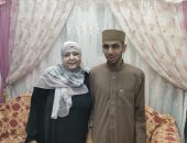 في العاشرة من عمره.. كفيف من الغربية يختم القرآن بالقراءات العشر ويجيد لغتين