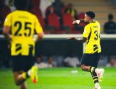 الاتحاد ضد الحزم.. بيرجوين يقود العميد للتقدم بثنائية في الشوط الأول