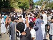 طلع البدر علينا.. شاهد زفة المولد النبوى الشريف فى قرية العوامية بالأقصر.. فيديو