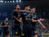 تعادل مثير في الشوط الاول من مباراة النصر ضد التعاون