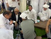 محافظ شمال سيناء يلتقي أهالي قرية بالوظة ببئر العبد لبحث مطالبهم