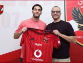 مصطفى شوبير يمدد تعاقده مع الأهلى حتى عام 2029