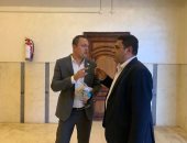 التأمين الصحي الشامل والعمل بجنوب سيناء يبحثان تعزيز رعاية العمالة غير المنتظمة