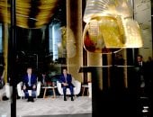 الرئيس السيسى وقرينته يصطحبان رئيس الصين وزوجته فى جولة بالمتحف المصرى الكبير