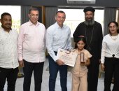محافظ أسوان يكرم الفائزين بمراكز متقدمة على الجمهورية