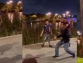 قفز فى بحيرة مليئة بالتماسيح.. شاب يتحدى الموت فى المكسيك «فيديو»