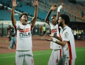 حافلة الزمالك تصل استاد القاهرة استعدادًا لمواجهة أبو قير