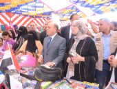 محافظ الغربية يفتتح معرض أهلا مدارس فى زفتى بتخفيضات تصل إلى 35%