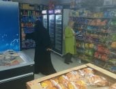 ضبط 37 ألف عبوة عصير وتونة وجبنة وسجائر مجهولة المصدر بالإسماعيلية