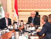 نائب رئيس الوزراء للشؤون الاقتصادية يستقبل وفدًا من مجموعة إنتيسا سان باولو الإيطالية 