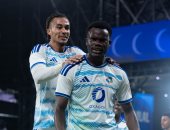 الهلال يتعرض لهزيمة مفاجئة أمام نيوم بهدفين في الدوري السعودي