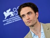 روبرت باتينسون يكشف تأثير الأبوة على حياته وخطة تصوير The Batman 2