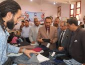 محافظ سوهاج يفتتح معرض أهلا مدارس بأخميم لتوفير الأدوات المدرسية بأسعار مخفضة