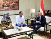 كرامة المعلمين خط أحمر.. وزير التعليم يكرم مديرى مدرستى برقطا والشهيد أحمد سمير