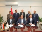 وزير الطيران يشهد توقيع عقد توريد 10 طائرات تدريب جديدة للأكاديمية المصرية لعلوم الطيران