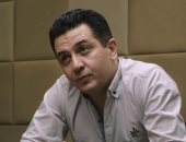 أحمد رفعت يطلب الدعاء لوالدته بعد نقلها إلى العناية المركزة