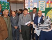 محافظ سوهاج يتفقد مدرسة السيدة نفيسة بحرجا استعدادا لاستقبال العام الدراسى