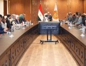 وزير العمل يمنح شركات إلحاق عمالة بالخارج مهلة 6 أشهر لتوفيق أوضاعها