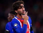 توريس يخطف جائزة لاعب الأسبوع في دوري الأبطال من رافينيا