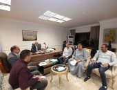محافظ أسيوط يلتقي أعضاء مجلسي النواب والشيوخ لبحث مطالب المواطنين 