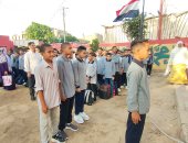 تحية العلم من قلب الأقصر.. مشاهد مبهجة لطلبة مدرسة الشهيد محمد عبد الماجد بإسنا