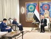 سفير مصر في اليمن: ندعم الشرعية مُمثلًة في مجلس القيادة الرئاسي والحكومة