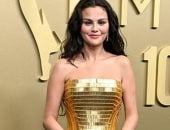 سيلينا جوميز وكريستين بيل تظهران بإطلالات ساحرة فى حفل جوائز Emmy .. صور