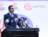 وزير الشباب والرياضة يهنئ البطلة سارة حسنى والاتحاد المصرى للسلاح