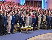 الرئيس السيسى يحذر من الاستعلاء بالمناصب أو الوظائف أو بالتدين أو بالشعور بالاستقامة