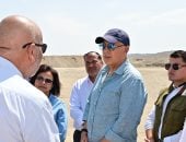 وزير الرى يتفقد منشآت الحماية من أخطار السيول بالبحر الأحمر